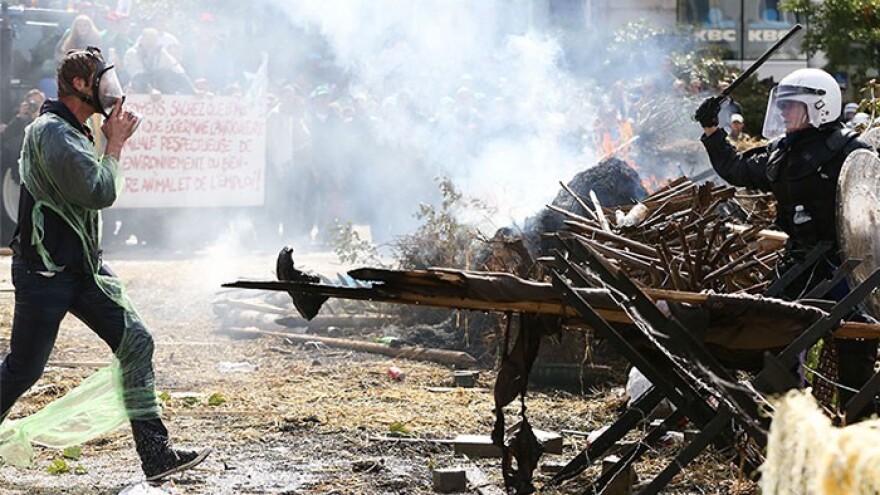 Sukob poljoprivrednika i policije!