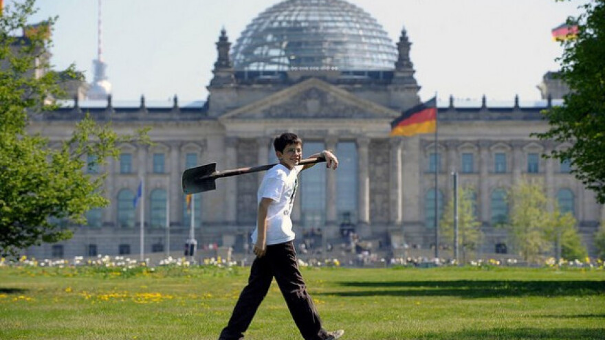 Felix: Prestanite govoriti i počnite saditi!