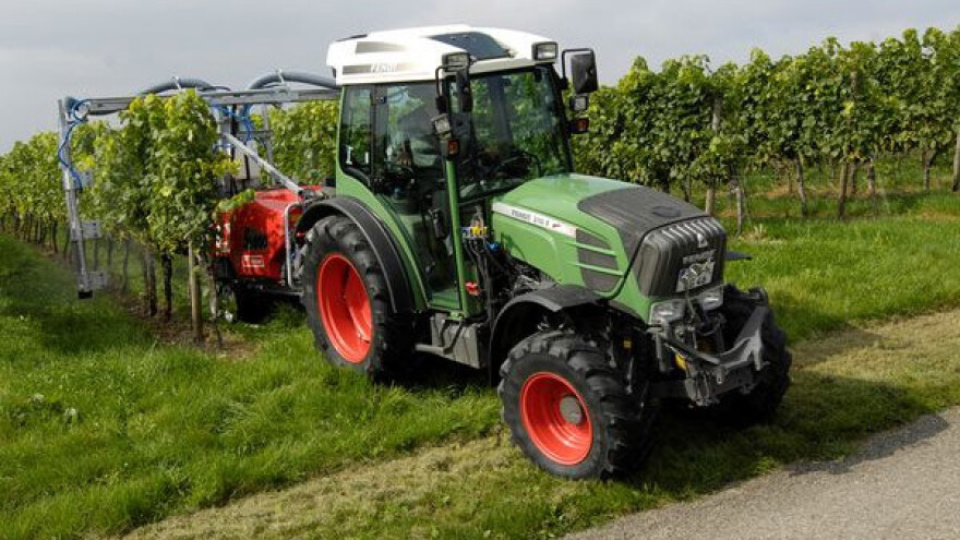 Traktor Fendt 200 Vario V/F/P