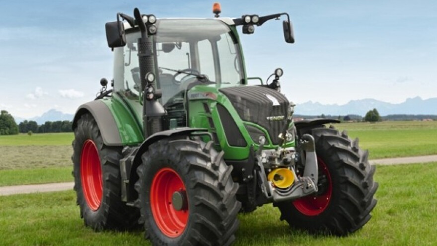 Traktor Fendt 500 Vario
