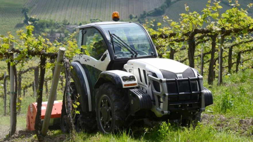 Ferrari Sky Jump je sve, samo ne običan traktor!