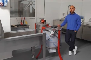 U čemu pčelar Filipo vidi svoju šansu: Pravi i pivo s medom od agruma