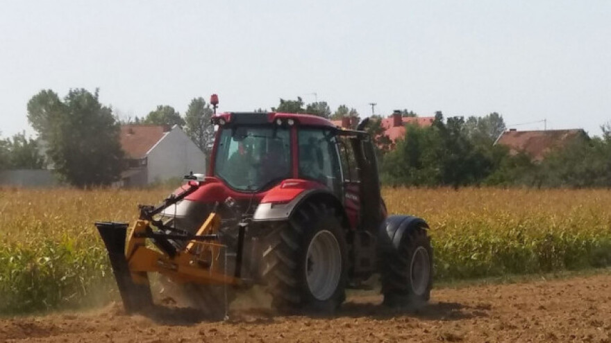 Soil Max za postavljanje drenažnih cijevi s GPS-om