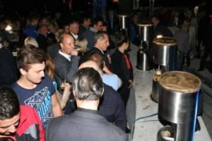 Zeleno zlato - fontana iz koje teče pivo!