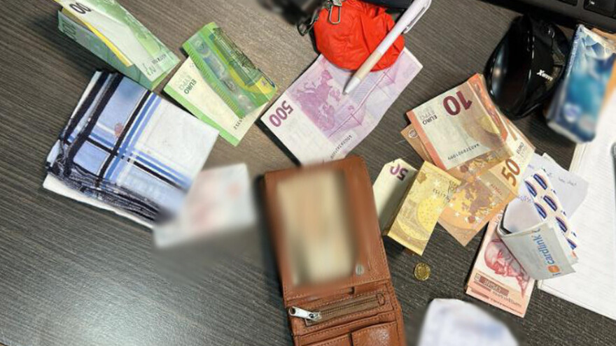 Uhapšeni iz Uprave za veterinu zbog primanja mita od 1.500 evra