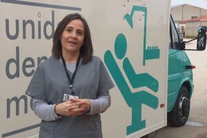 Zubarica na kotačima donosi osmijehe starijima u selima
