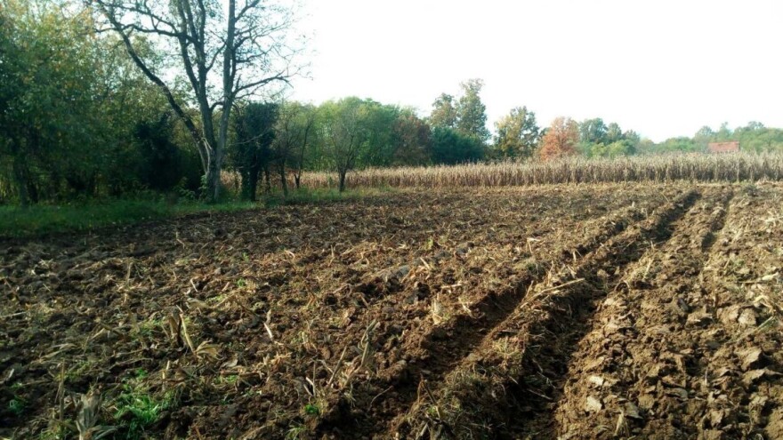 Jesensko oranje možete obaviti i krajem novembra, što povoljno utiče na proljetne usjeve