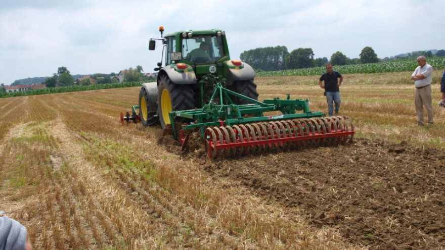 Ne zaboravite obaviti ljetno prašenje strništa!