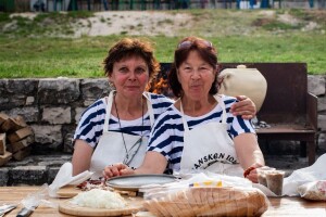 Nema bolje nego kada se maneštra kuha po starinski u rakljansken loncu