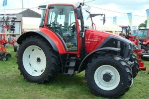 Traktor Lindner Geotrac 114