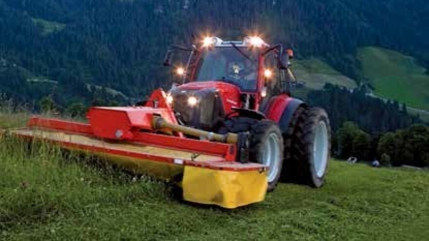 Traktor Lindner Geotrac 74