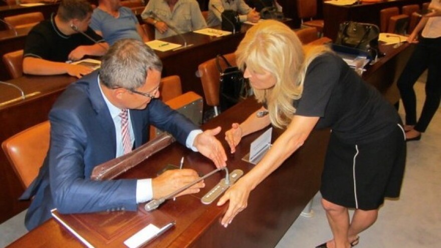 Šta se "valja" iza Nacrta?