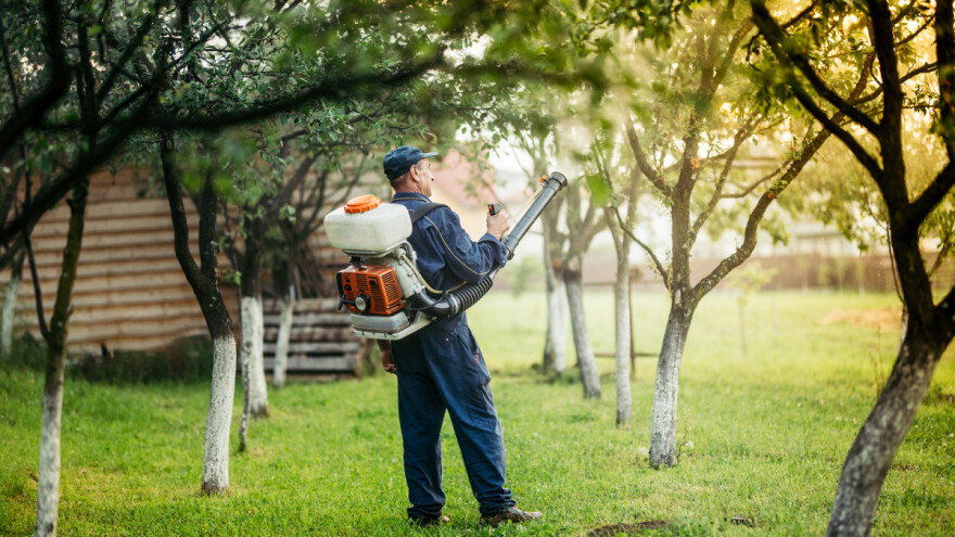 PEST: Ponovno ispitati glifosat na rizike od nastanka raka