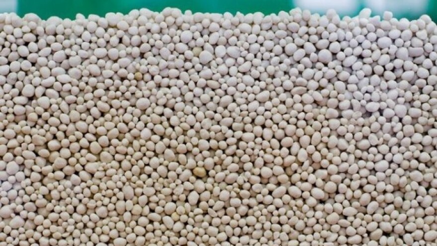 Prihrana ozimih žitarica i  uljane repice