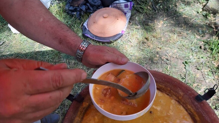 Koj vari najbolji gra u zemljano grnče?