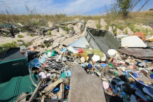 Greenpeace: Za onečišćenje našeg mora nije kriv otpad iz Albanije i Crne Gore!