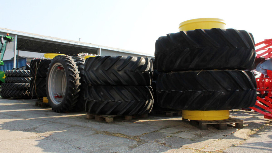 Raste cijena traktora, strojeva, rezervnih dijelova, a najbrže guma?
