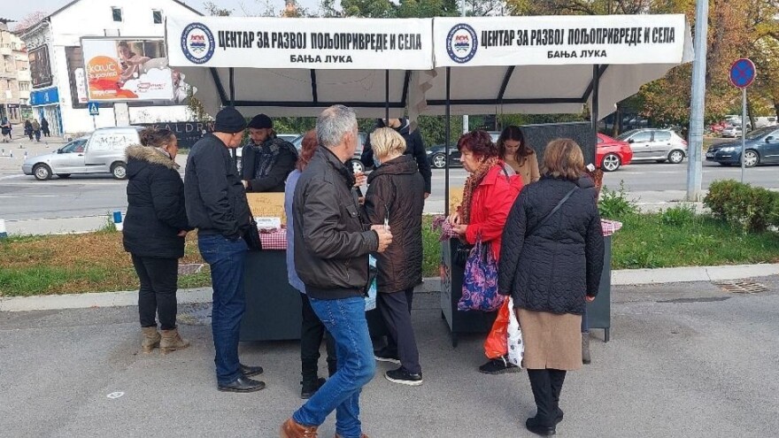 Održani "Gurmanski dani": Promocija domaćih sireva, kraft piva, vina i rakije