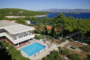 Na Hvaru skup maslinara i uljara - Noćnjak 2017
