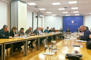 Uskoro i poticaji za prestanak bavljenja poljoprivredom?