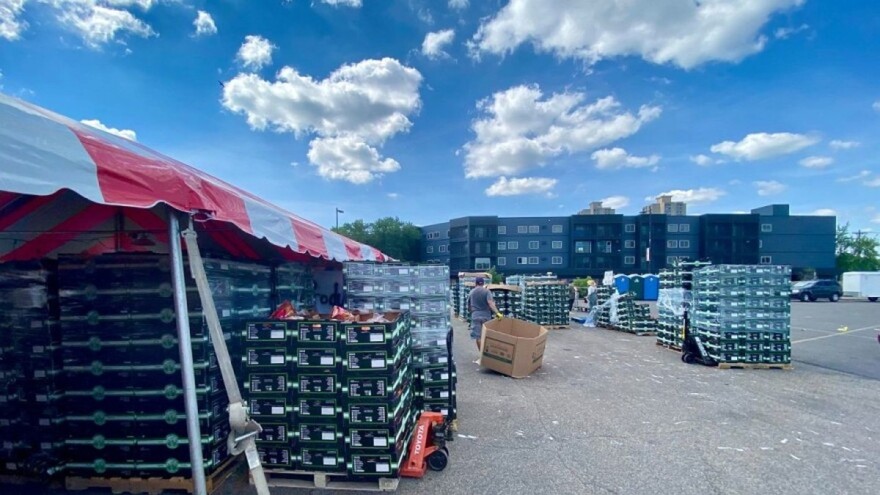 U SAD propada hrana namijenjena siromašnima: krivica pala na dobavljače?