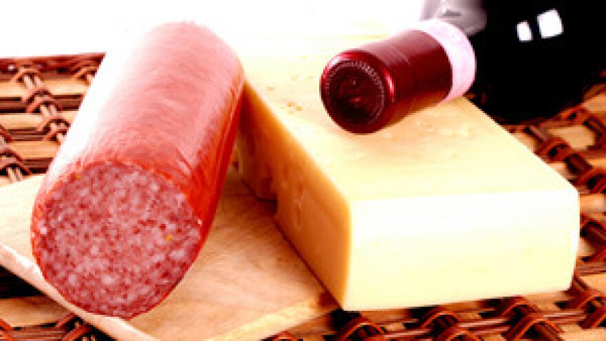 Kemijski dodaci jelima: Bez "E brojeva" hrana nezamisliva!