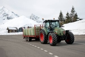 Novi traktor srednje kategorije - XM Tier 4i