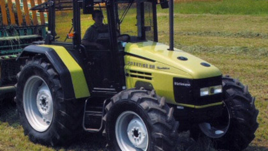 Traktor Hurlimann Prestige Tradition