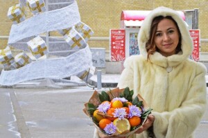 Buket od kobasica? Ija Makejeva jestivim buketima osvojila Novosađane!