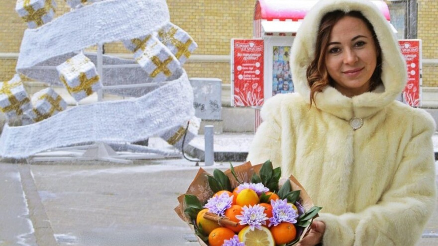 Buket od kobasica? Ija Makejeva jestivim buketima osvojila Novosađane!