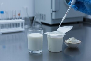 Ima li toksina i u jogurtu, vrhnju, svježem mlijeku?