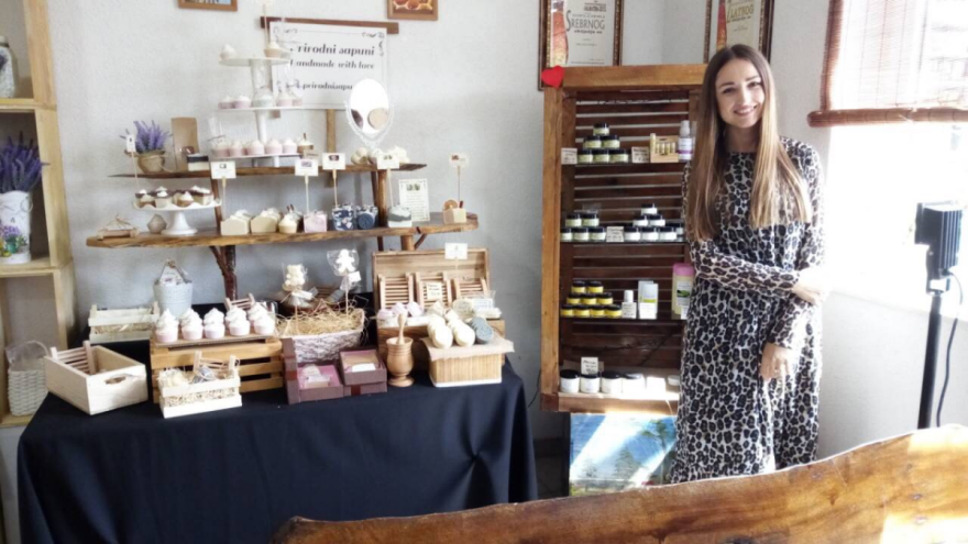 Prabaka se bavila pčelarstvom - njenim stopama idu Slavica i Mirando Šperac