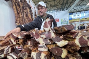 Domaći recept naslijeđen od oca: "Suho meso mora imati vez"