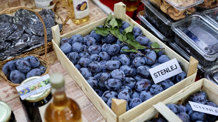Počeo Sajam šljive u Osečini - tradicija i izvozni brend Srbije