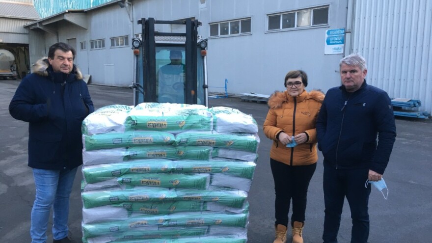 Na stradalo područje poslali 25 tona krmne smjese