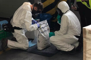 Rekordna zapljena više od 2.000 tona ilegalnih pesticida