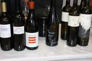 Upoznajte pet vinara čija su vina bez kompromisa, a maceriraju ih i 365 dana!