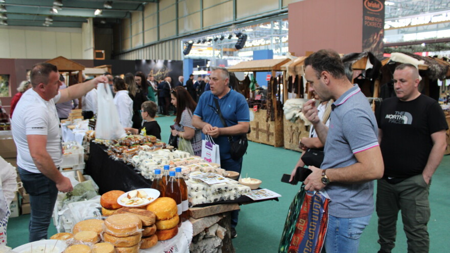 Maid Smajić ima 30 krava i proizvodi sir: Nekad kupim i tuđi, provjeravam konkurente