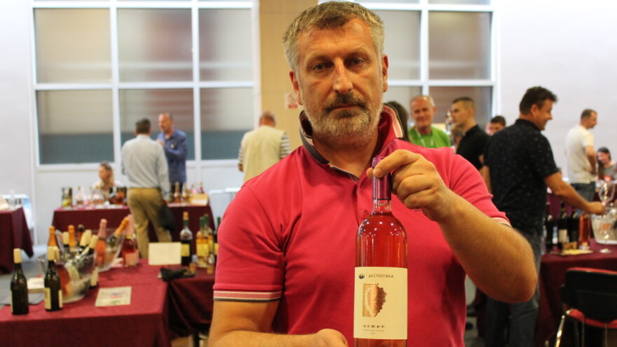 Prokupac se vraća na velika vrata i kroz - roze