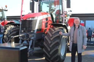 Otvorena vrata Profilanda: Glavna atrakcija Massey Ferguson s 400 konjskih snaga