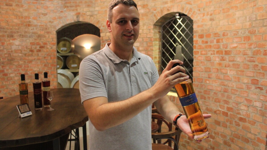 Rakijama Monogram dodali i hotel