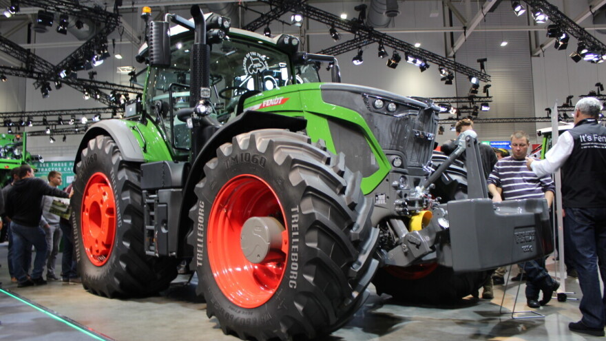 Fendt 942 Vario s 415 KS osvojio titulu Traktor godine 2020!