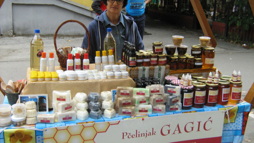 Antireumatsku kremu od meda najbolje prodaju