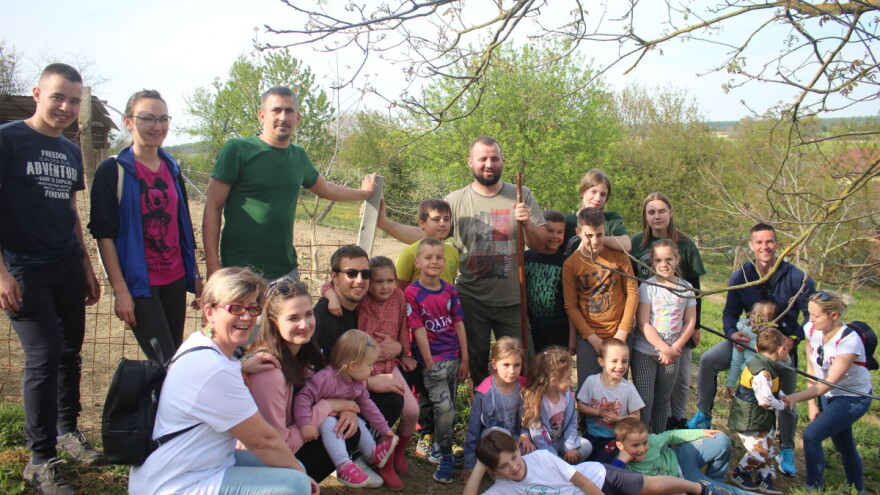 Mali svinjogojci na OPG Bišćan - oduševljeni mangulicama i životom na farmi