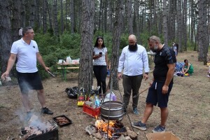Gacko mirisalo na kotliće: Najvažnije je da su povrće i meso jednako isječeni