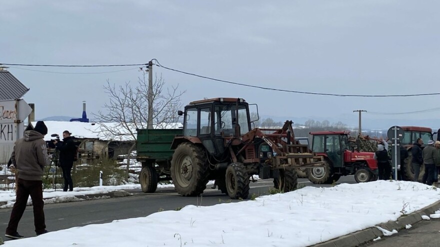 Protest: Jedan magistralni pravac u potpunosti zaustavljen, "ćutanje" iz Ministarstva