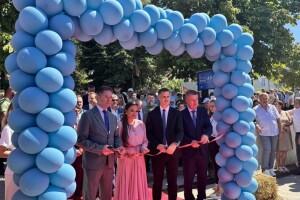 Susret poljoprivrede, industrije i običaja: Počeo je čuveni "Sajam šljive" u Gradačcu