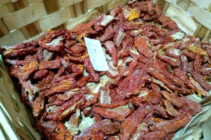 Pesto od sušenog paradajza iz Bačke Palanke mediteranskog ukusa