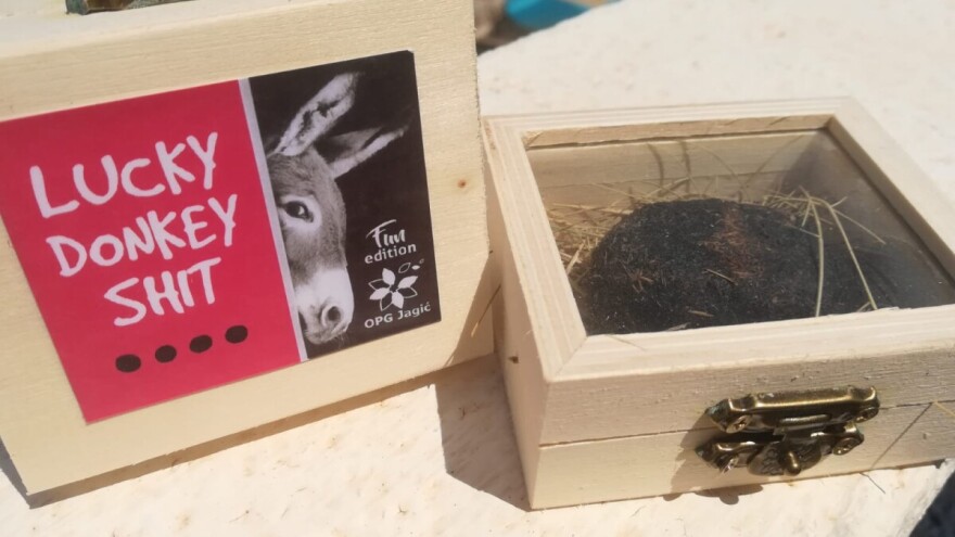 Sretni magareći izmet - suvenir s Dugog otoka za koji se ne pita cijena