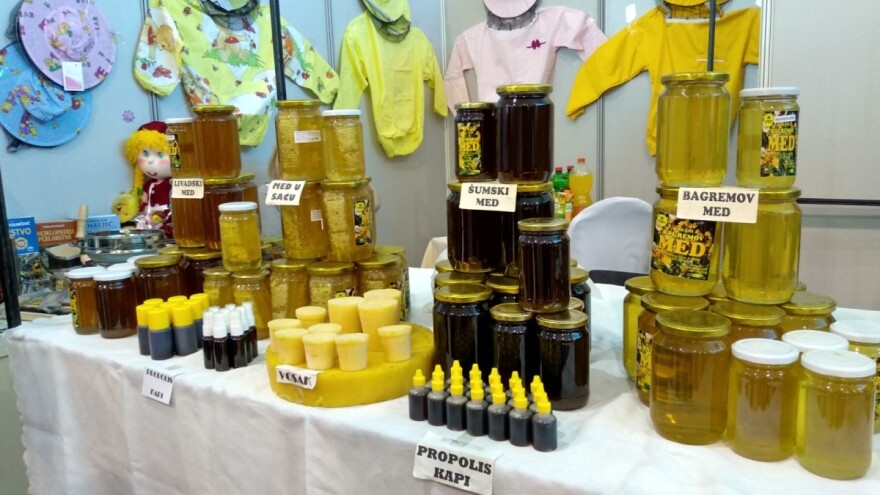 Osmi regionalni sajam meda u Loznici od 25. septembra